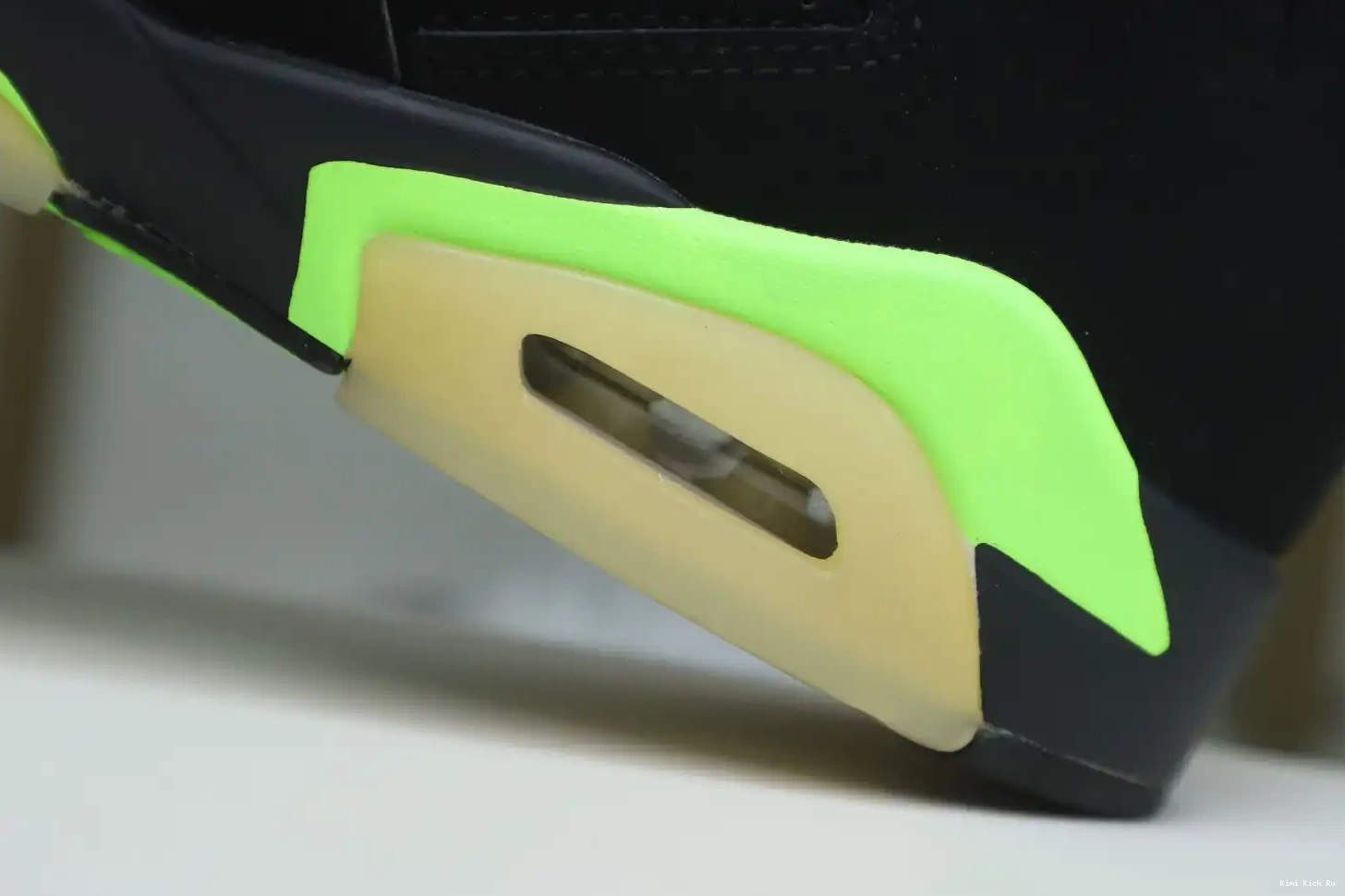 GREEN' RETRO 6 'ELECTRIC AIR Kimikick JORDAN 0815